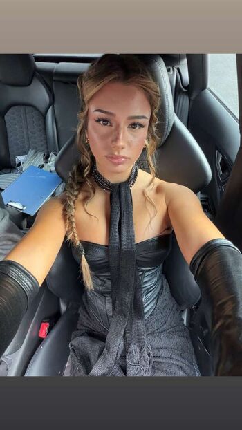 Mikayla Campinos
