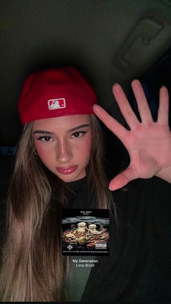 Mikayla Campinos