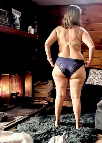 MilfWife51