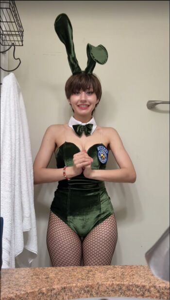 mimidoescosplay