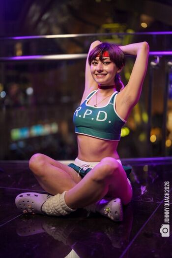 mimidoescosplay