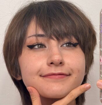 mimidoescosplay