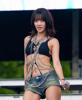 Minnie (Nicha Yontararak - I-dle