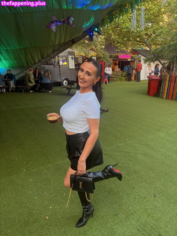 Mhari McWilliams / Mmcw_ Nacktes OnlyFans Foto #4