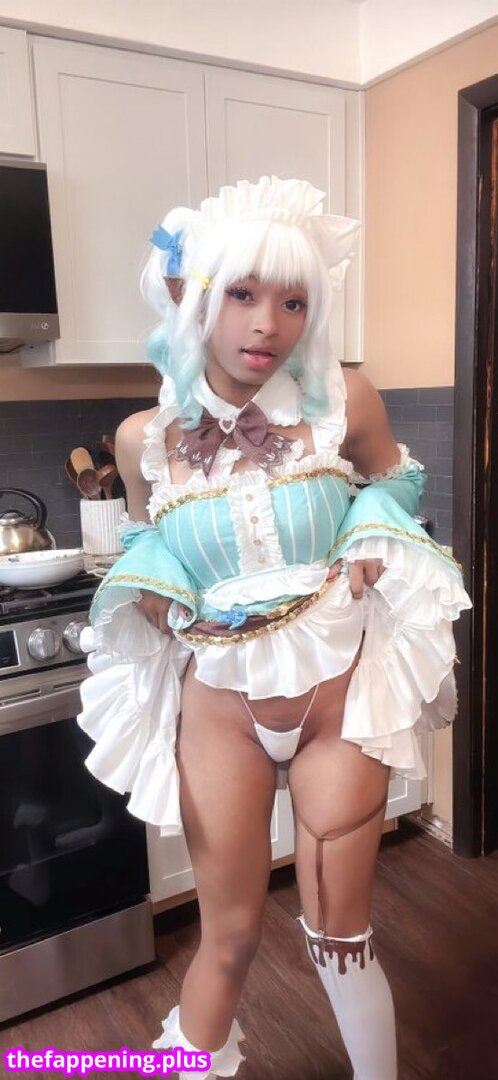 Lex / Mmoomilkk / yurdollxx Naken OnlyFans Foto #1