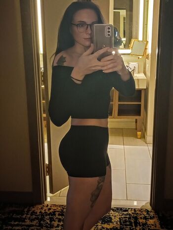 Molly Bee