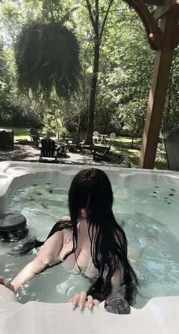 mollymew2