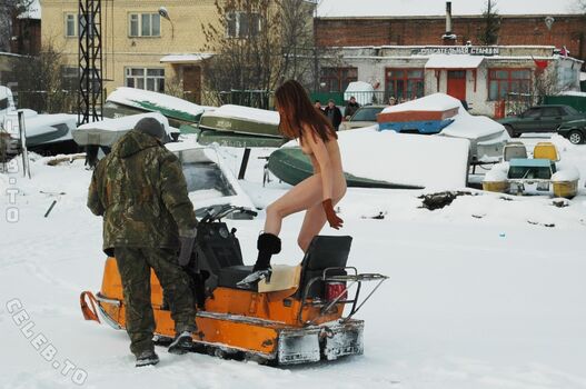 Nackt In Russland