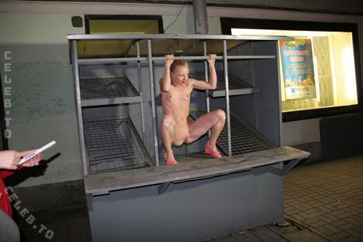 Nackt In Russland
