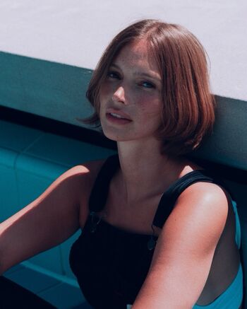 Naila Van Kommer