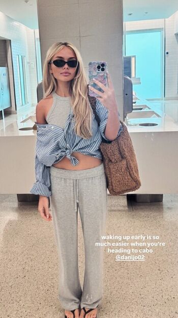 Natalie Alyn Lind
