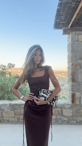 Nathalie Lok