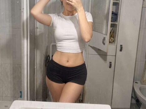 Nayfi Bardales
