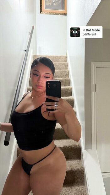 Nelymamiii