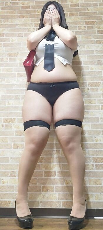 Nene_booty