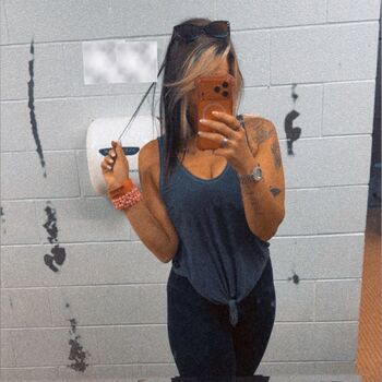 Nina Darling