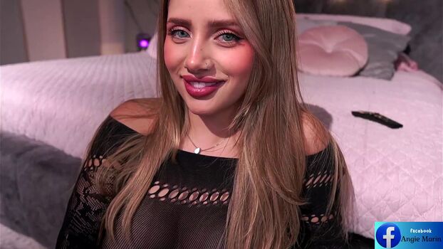 Nina_Mon