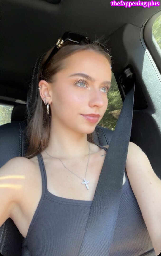 Katelyn Elizabeth / katelynelizabeth / nnayetakk Naken OnlyFans Foto #1765