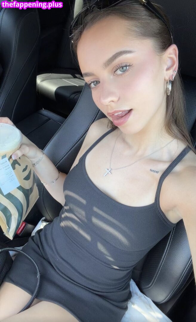 Katelyn Elizabeth / katelynelizabeth / nnayetakk Naken OnlyFans Foto #1766