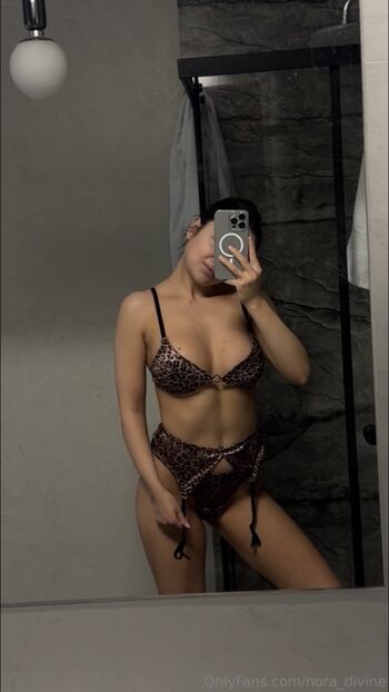 Nora_divine