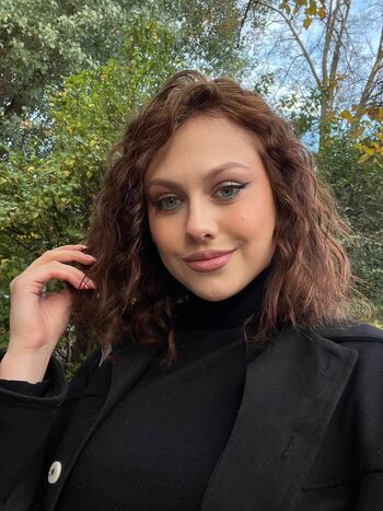 Olya Shakhova