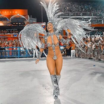 Paolla Oliveira