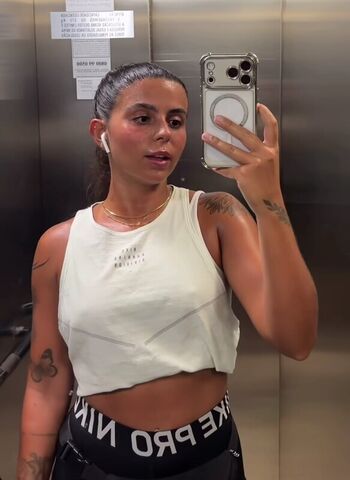 Paula Nobre