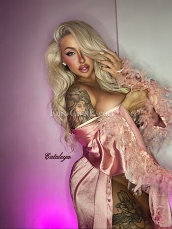 Peachy Goddess