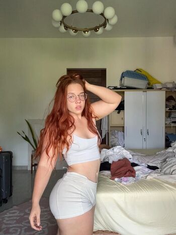 Persia Lourdes