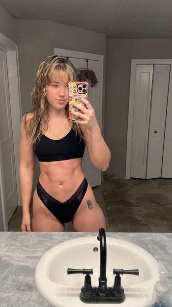 Pineapplebrat