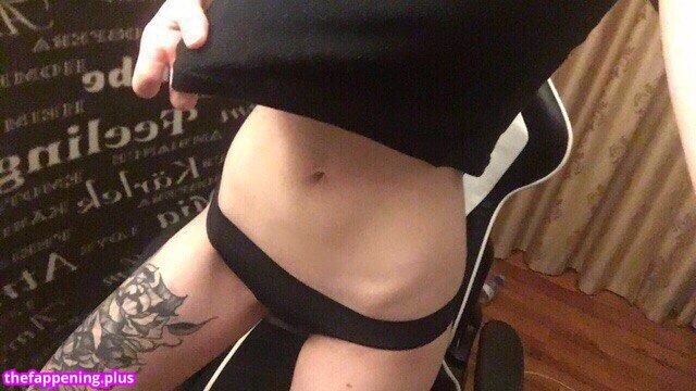 gtfobae / qqtati नग्न OnlyFans फोटो #2