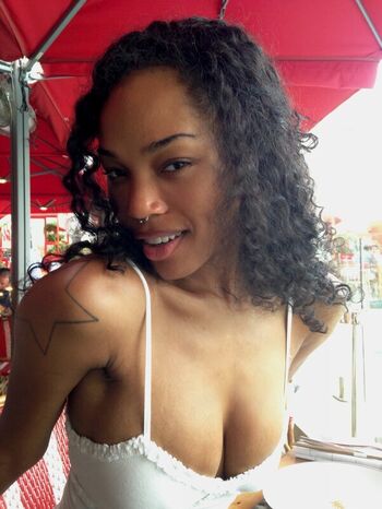 Quenlin Blackwell