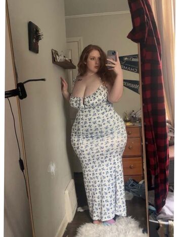 redheadedhoneydoll