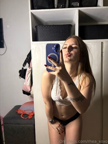Rhea_xoxo
