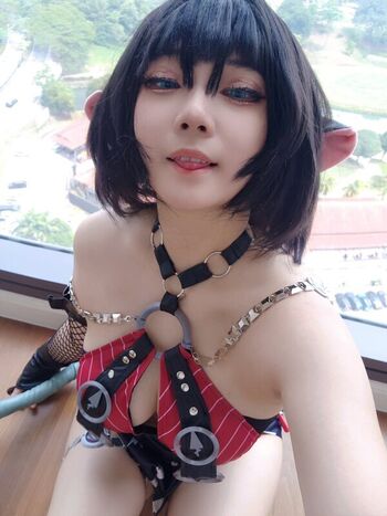 Rina_tanfly4
