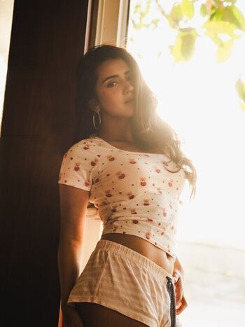 Roshni Walia