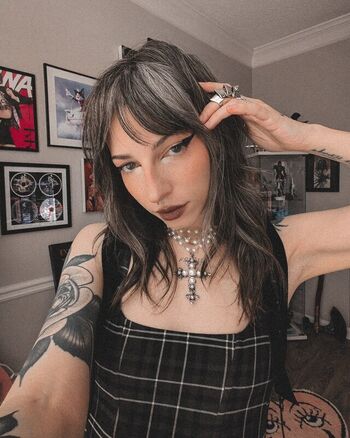 sailorbeeee