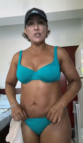 Saira Khan