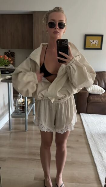 Samantha Riehl