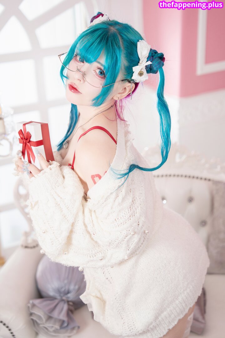 Saya Scarlet