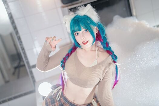 Saya Scarlet