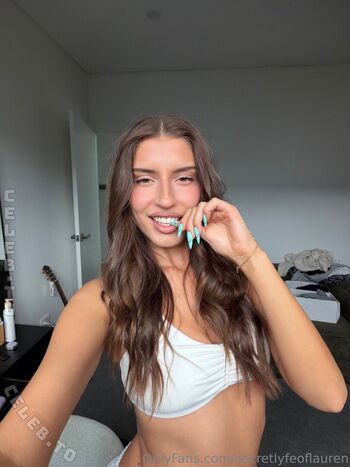 secretlyfeolauren