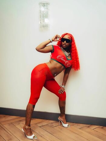 sexyyred