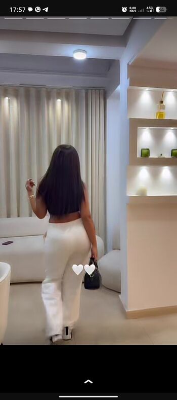 Shainaaa489