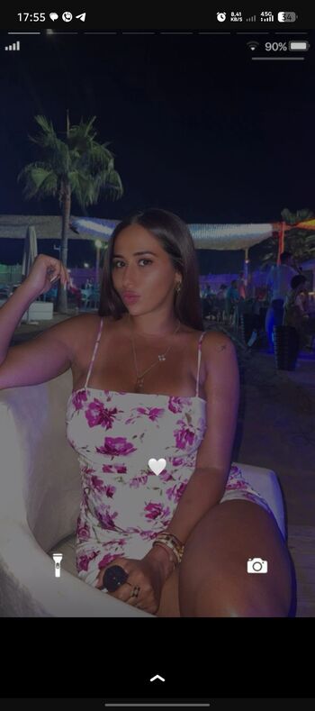 Shainaaa489