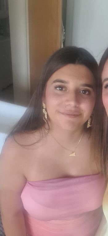 Show Your Girlfriend
