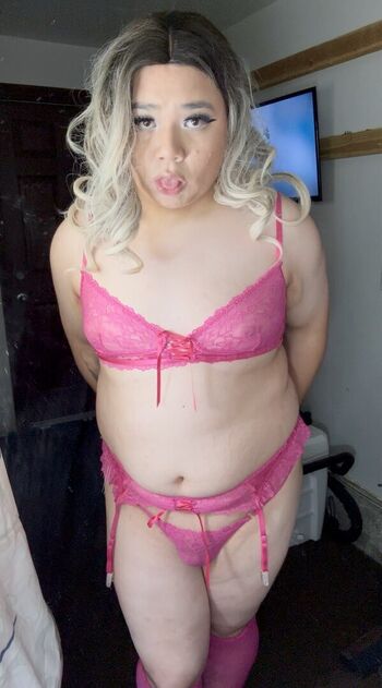 sissyDan1elle
