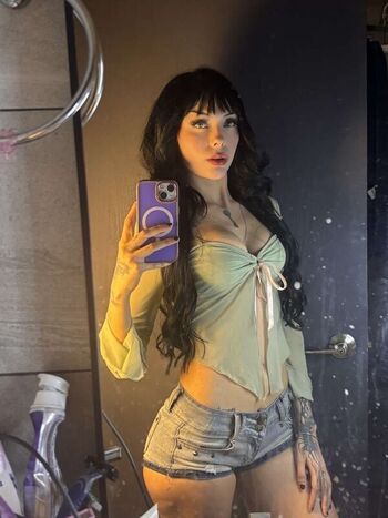 SkinnyGhostiee