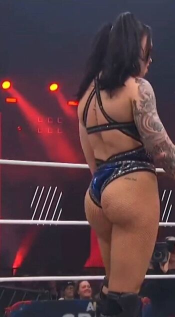 (Skye Dolecki) Skye Blue AEW