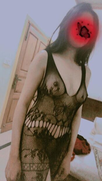 Slutty Ayesha